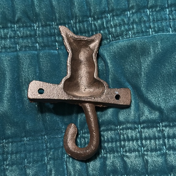 Cast Iron Cat Key Hook Wall Hanger - Picture 3 of 6
